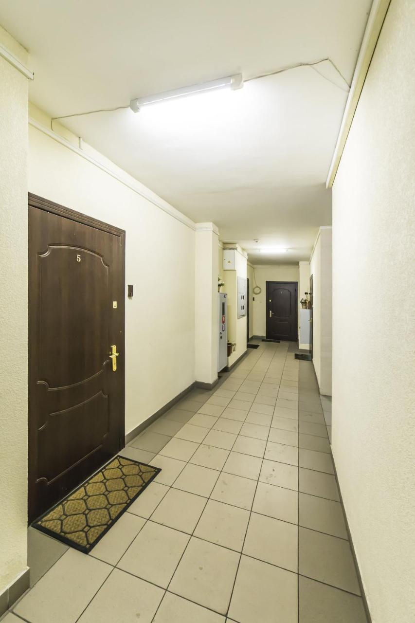 1 Поверх Ж К Паркові Озера Метро Дарниця Apartamento Kiev Exterior foto